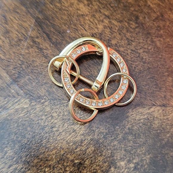 1 pc Cadillac keychain case + 1piece keyring set - Picture 5 of 5